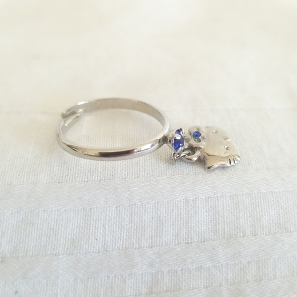 Hello Kitty Silver Rhinestone Ring - Picture 2 of 5